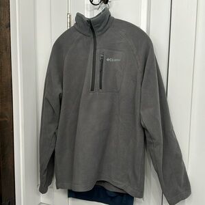 Columbia Fleece 1/4 zip MED